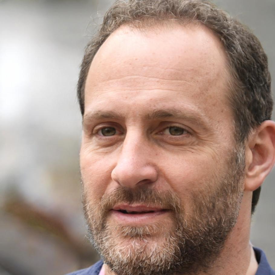 Retrato profesional de Óscar Villaverde